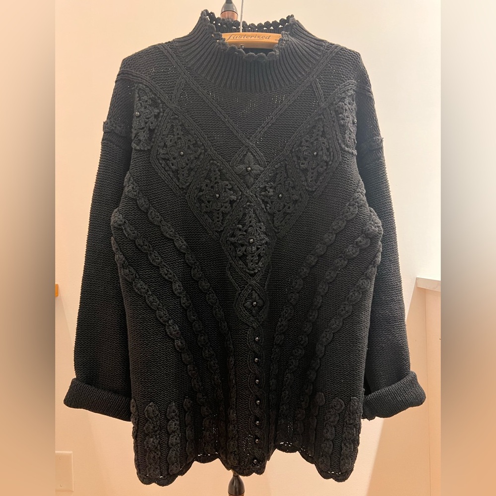 Vintage Chunky Black cable knit Mock neck Sweater